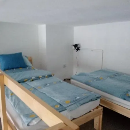 Arla Apartment *