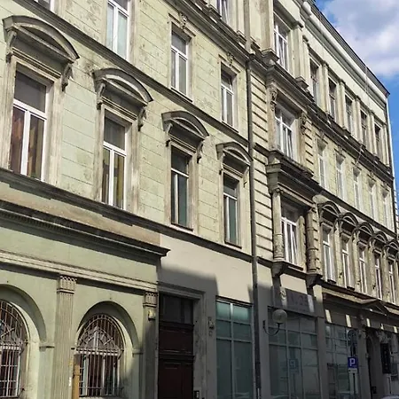 Arla Apartment